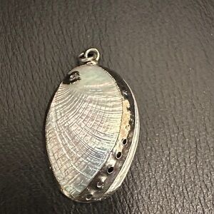 Elegant Silver Shell Pendant